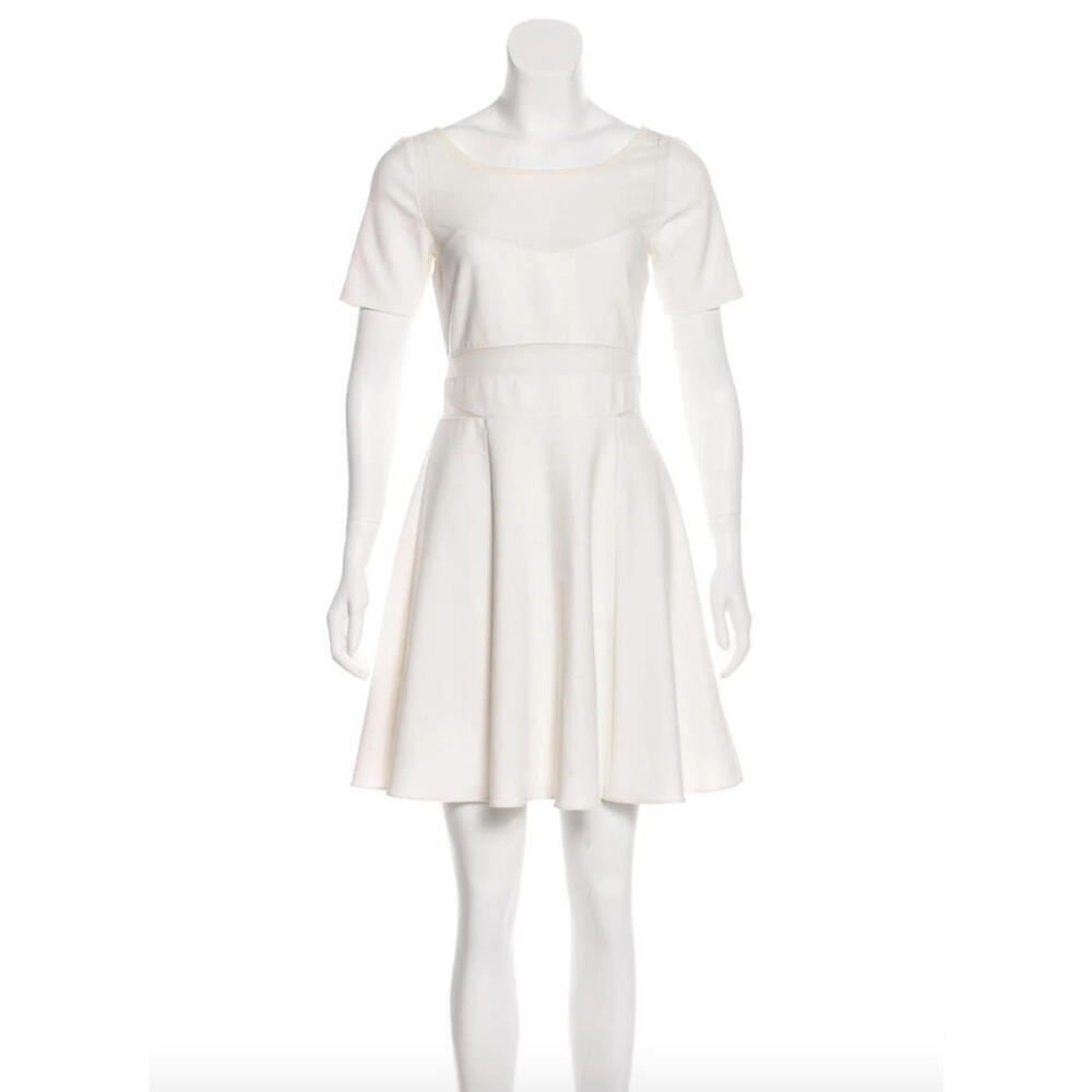Elizabeth & James White Selena Dress Small S US-2 Skater Ecru White - Picture 5 of 8